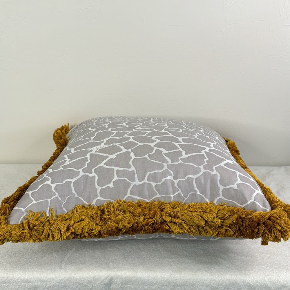 ROBERTO CAVALLI NEW NWT GRAY GOLD FRINGE GIRAFFE PRINT LARGE ACCENT PILLOW - Picture 8 of 13